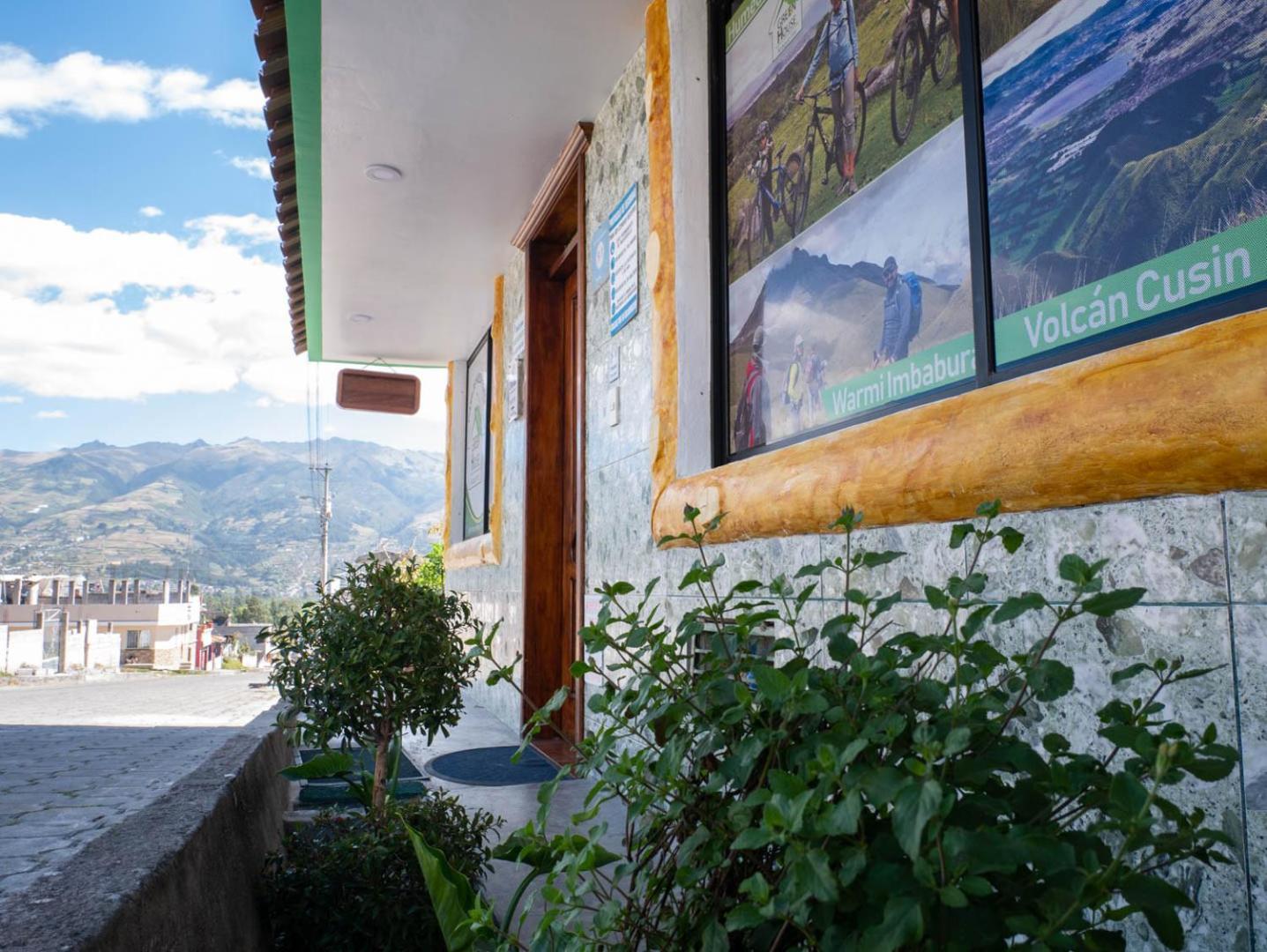 Green House Araque Inn Otavalo Kültér fotó